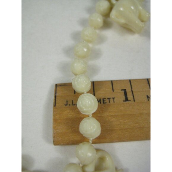 Vintage Elephant Pendant Bead Necklace 25 inch Vintage Strand Plastic Charms - Picture 6 of 11